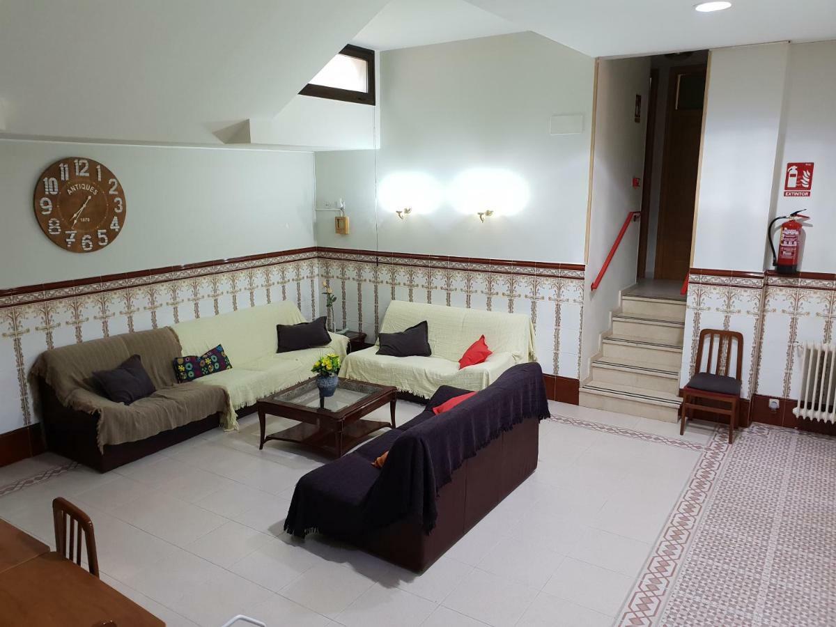 Residencial Oscense Hotell Huesca Exteriör bild