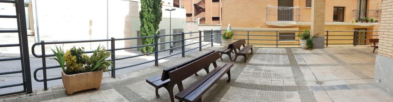 Residencial Oscense Hotell Huesca Exteriör bild
