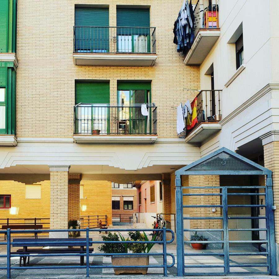 Residencial Oscense Hotell Huesca Exteriör bild